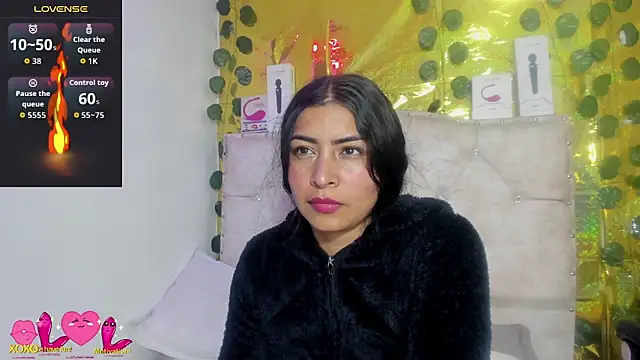 Snapshot of cristalconnorr chatting on May 2026 03:07:02 PM cristalconnorr online show from May 2026 03:07:02 PM