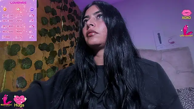 cristalconnorr online show from November 2025 08:46:01 PM