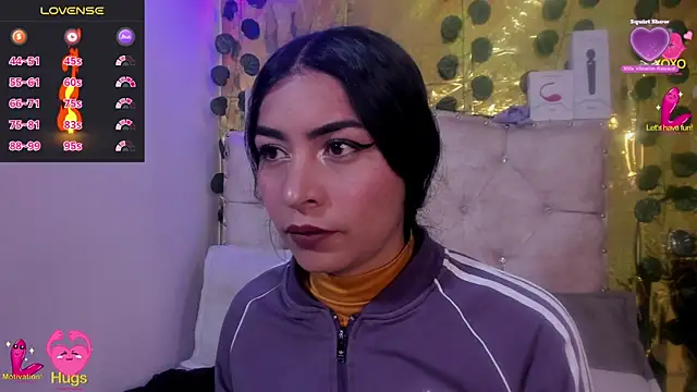 cristalconnorr online show from February 2026 03:31:02 PM