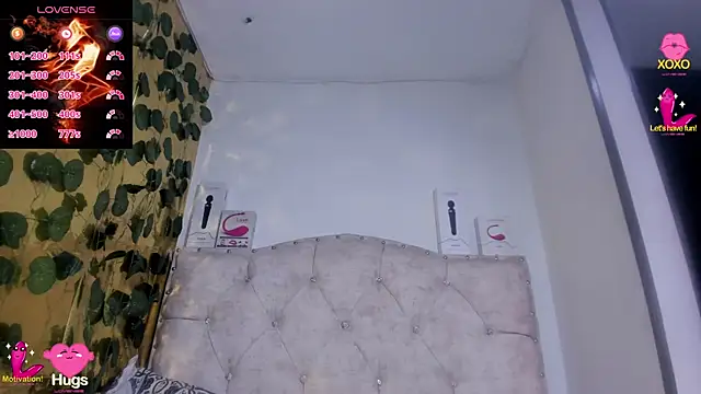 cristalconnorr online show from October 2025 04:05:01 PM