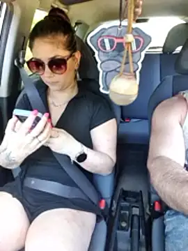 Snapshot of CoelhinhaGostosa chatting on December 2025 03:49:02 PM CoelhinhaGostosa online show from December 2025 03:49:02 PM