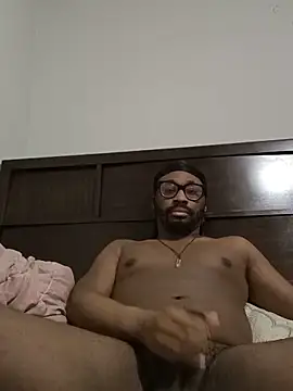 Hotcock100 online show from May 2026 02:04:01 AM