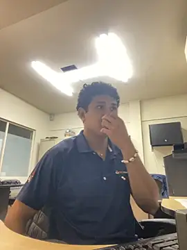 Brencuz online show from September 2025 05:02:01 PM