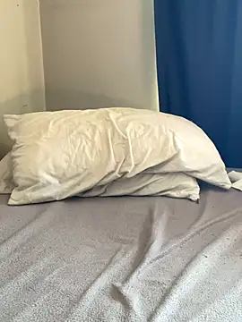 Brencuz online show from October 2025 03:13:01 PM