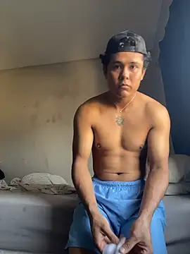 Brencuz online show from November 2025 10:47:02 PM