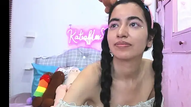 Snapshot of Katiaflex chatting on February 2025 02:22:02 AM Katiaflex online show from February 2025 02:22:02 AM