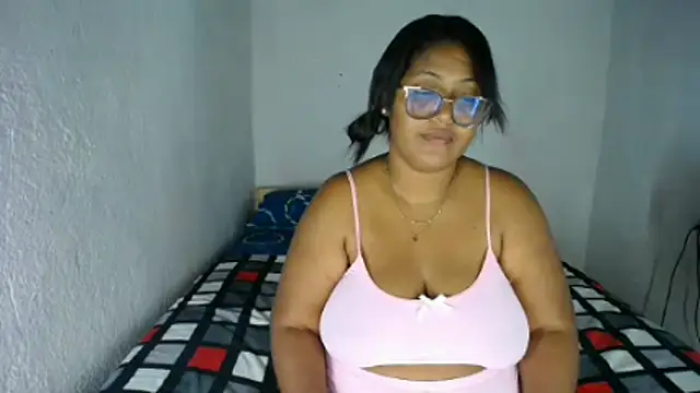 miajoseph  online show from January 2026 03:55:01 AM