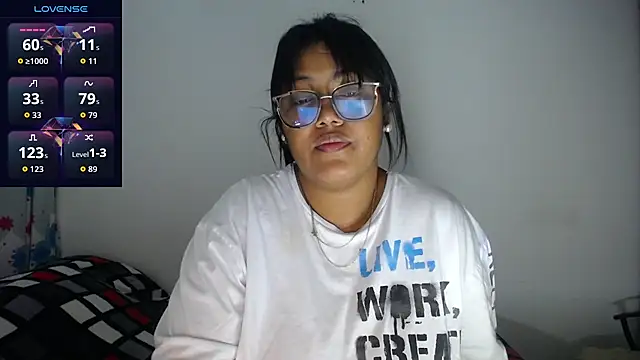 miajoseph  online show from October 2025 02:23:02 AM