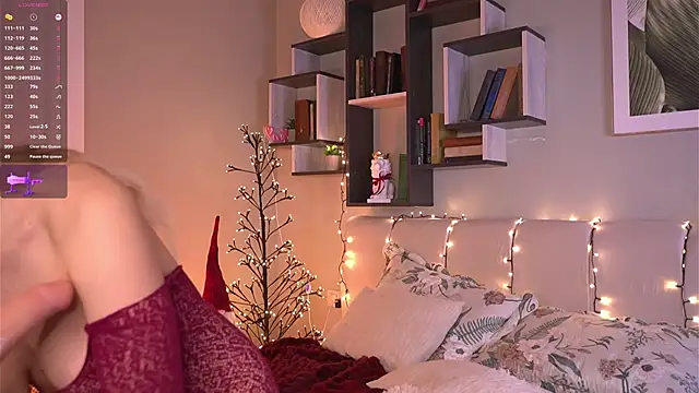 Snapshot of MiaBanger chatting on December 2025 03:38:02 PM MiaBanger online show from December 2025 03:38:02 PM