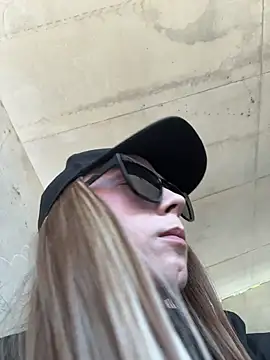 See my Boobs  online show from May 2026 04:28:01 PM
