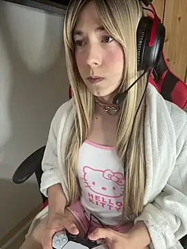 See my Boobs  online show from February 2026 05:31:02 PM