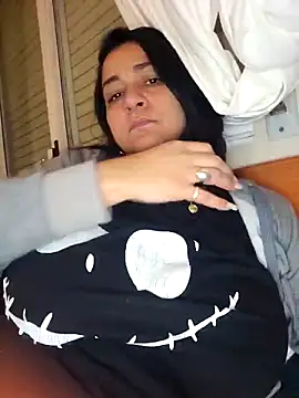 paulinaDiaz1 online show from December 2025 06:17:01 PM