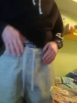 Snapshot of Davlupweed93 chatting on March 2026 09:50:01 AM Davlupweed93 online show from March 2026 09:50:01 AM