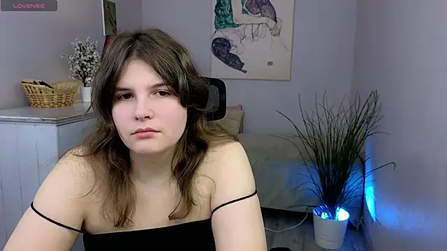 Ruyjin Choi online show from November 2025 10:41:02 AM