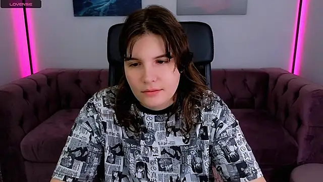 Ruyjin Choi online show from September 2025 10:22:02 AM