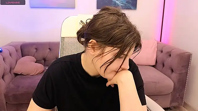 Ruyjin Choi online show from March 2025 03:49:01 PM