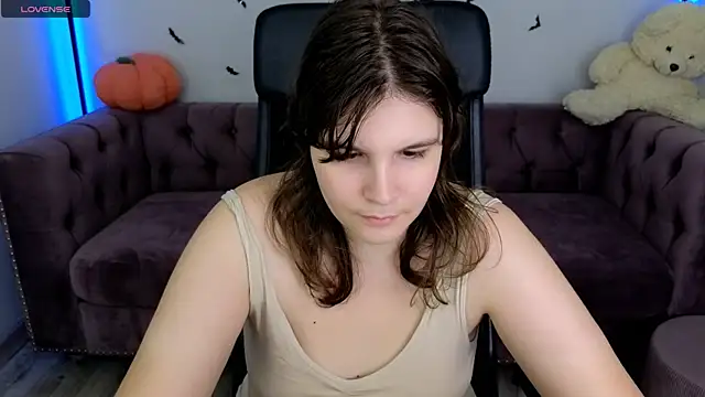 Ruyjin Choi online show from October 2025 03:33:01 PM