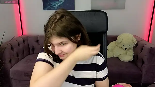 Ruyjin Choi online show from January 2026 10:30:02 AM