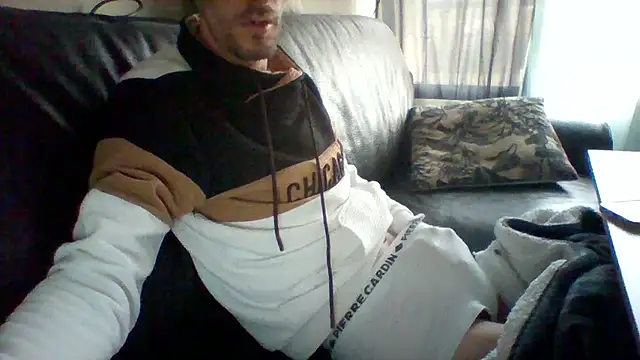 passif520 online show from March 2025 09:02:01 AM