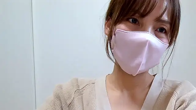 caro-caro online show from October 2025 02:04:02 AM