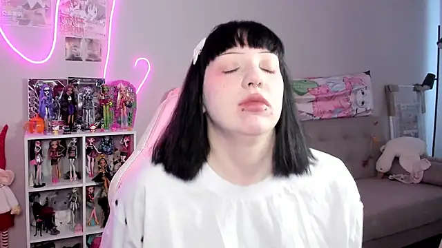 Snapshot of SweetieMollyy chatting on November 2025 09:54:02 AM SweetieMollyy online show from November 2025 09:54:02 AM