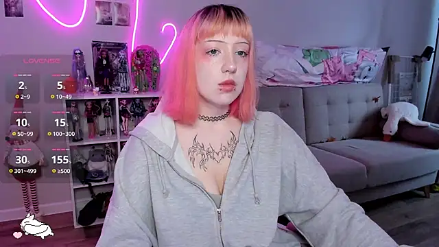 Snapshot of SweetieMollyy chatting on November 2025 09:46:02 AM SweetieMollyy online show from November 2025 09:46:02 AM