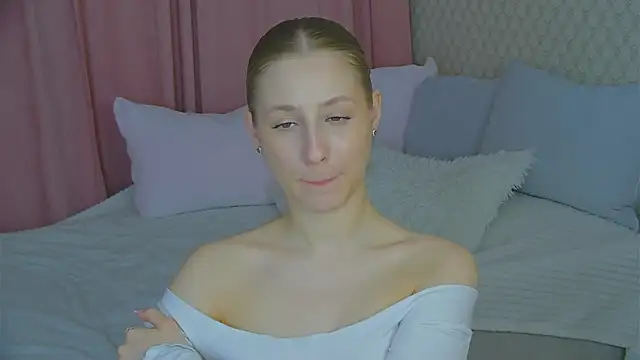 Snapshot of BritneyCruze chatting on March 2025 11:12:02 AM BritneyCruze online show from March 2025 11:12:02 AM