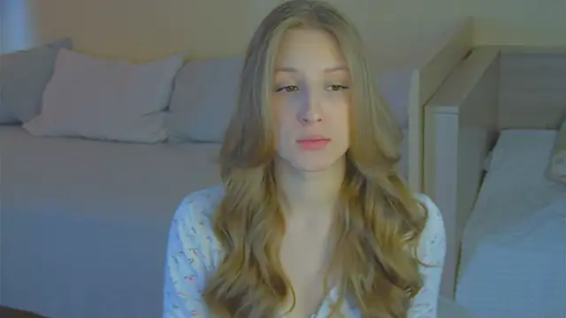 BritneyCruze online show from April 2026 10:11:01 AM