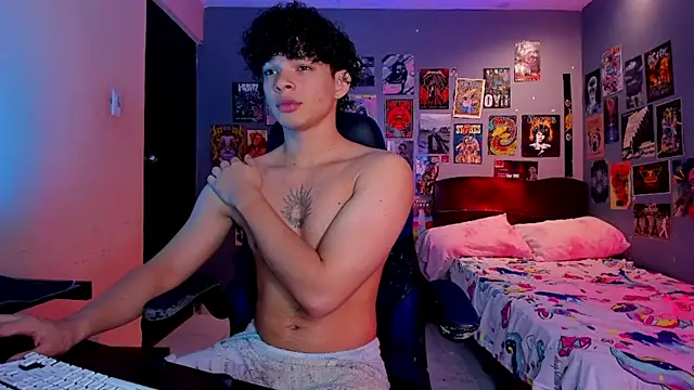 Snapshot of soy_ian_ chatting on February 2025 01:55:01 AM soy ian online show from February 2025 01:55:01 AM