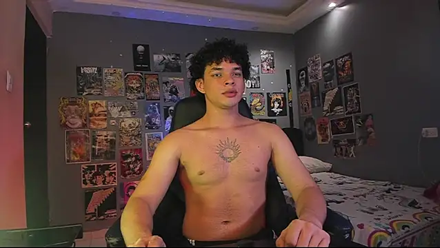 Snapshot of soy_ian_ chatting on December 2024 07:40:02 AM soy ian online show from December 2024 07:40:02 AM