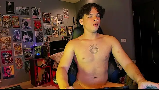 Snapshot of soy_ian_ chatting on December 2024 03:53:01 AM soy ian online show from December 2024 03:53:01 AM