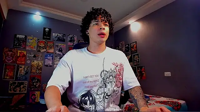 Snapshot of soy_ian_ chatting on September 2025 05:54:01 AM soy ian online show from September 2025 05:54:01 AM