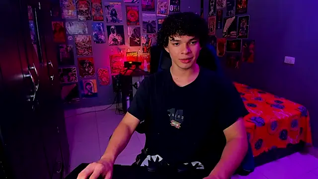 Snapshot of soy_ian_ chatting on March 2025 03:57:01 AM soy ian online show from March 2025 03:57:01 AM