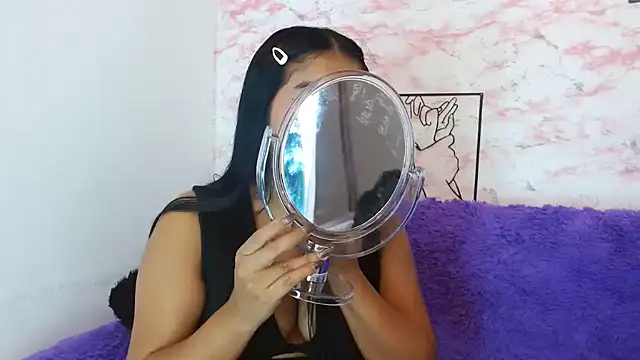 anahi  s online show from November 2025 06:52:01 PM