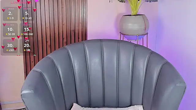 Snapshot of kenayfox chatting on November 2025 05:00:02 AM kenayfox online show from November 2025 05:00:02 AM