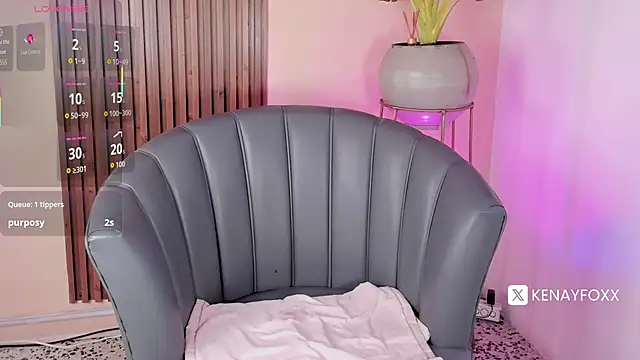 Snapshot of kenayfox chatting on November 2025 06:56:02 AM kenayfox online show from November 2025 06:56:02 AM