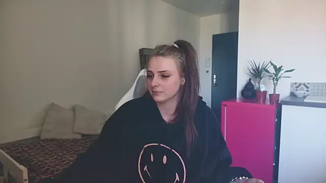 ce leste   online show from April 2026 11:59:02 AM