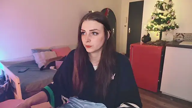 ce leste   online show from December 2025 05:37:02 PM