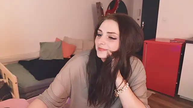 ce leste   online show from November 2025 05:06:01 PM