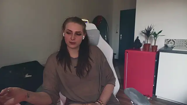 ce leste   online show from March 2026 08:43:02 AM