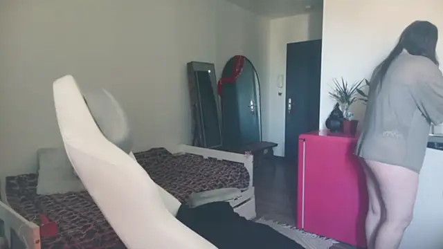 ce leste   online show from April 2026 11:57:01 AM