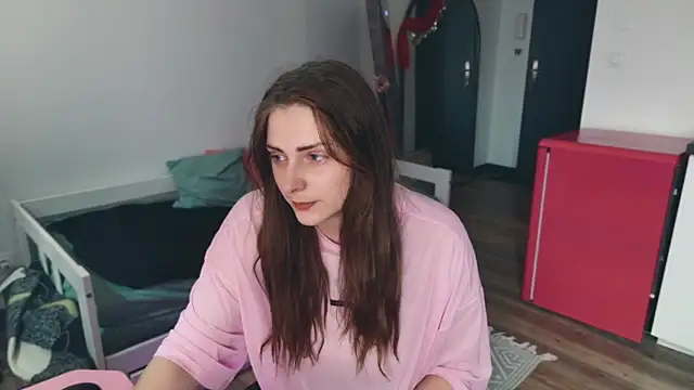 ce leste   online show from October 2025 12:37:02 PM