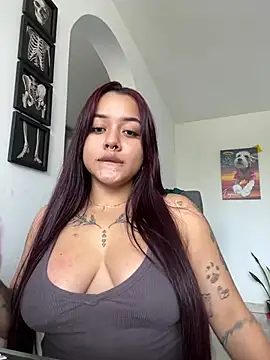 MaddyParisi online show from March 2026 09:05:02 PM