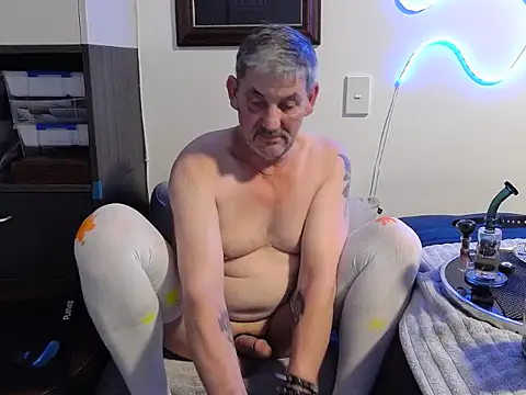 ChunkyMonkey007 online show from September 2025 01:36:02 PM