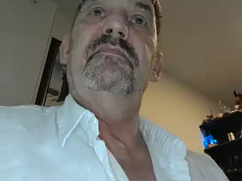ChunkyMonkey007 online show from December 2024 06:40:01 AM