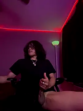 plutomf online show from November 2025 12:59:02 AM