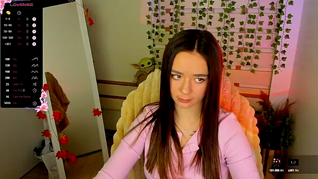 Bella XO online show from October 2025 06:21:01 AM