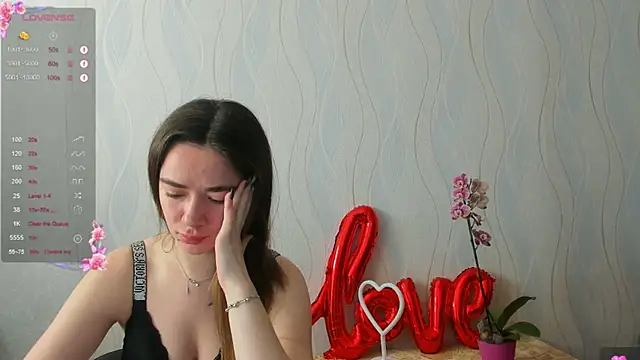 Snapshot of Bella_XO chatting on May 2026 06:45:02 AM Bella XO online show from May 2026 06:45:02 AM