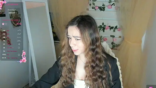Snapshot of Bella_XO chatting on May 2026 06:42:01 AM Bella XO online show from May 2026 06:42:01 AM