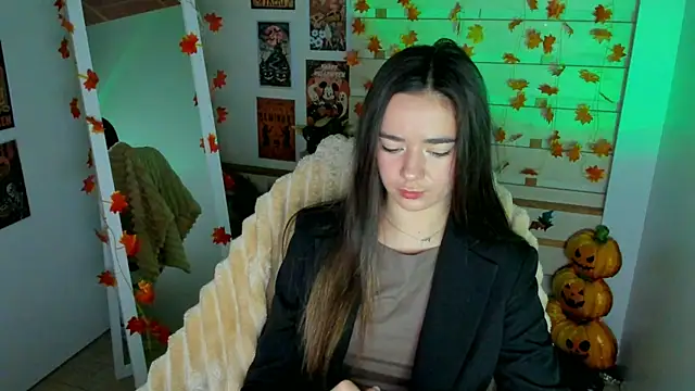 Bella XO online show from October 2025 06:56:01 AM